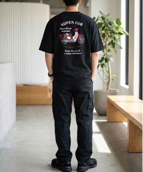 ALWAYS GOOD TIME（オルウェイズグッドタイム）の「【HONDA/ホンダ×Sanrio/サンリオ】HONDA×はぴだんぶい　コラボサガラ刺繍半袖Tシャツ/ユニセックス（Tシャツ/カットソー・メンズ・スミクロ/サックスブルー/ブラック/オフホワイト・LARGE/MEDIUM）」の16枚目の写真