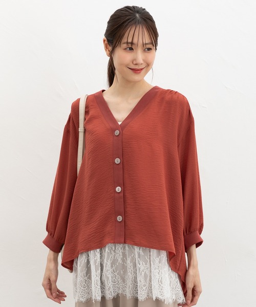 Honeys（ハニーズ）の「８分袖シャツカーディガン（シャツ/ブラウス・レディース・アイボリー/グレイッシュベージュ/ブラック/グレイッシュブルー/モカ/ダークオレンジ・L/LL/M/S）」の6枚目の写真