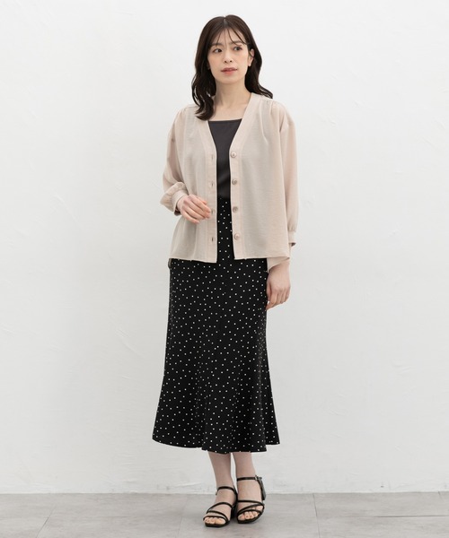 Honeys（ハニーズ）の「８分袖シャツカーディガン（シャツ/ブラウス・レディース・アイボリー/グレイッシュベージュ/ブラック/グレイッシュブルー/モカ/ダークオレンジ・L/LL/M/S）」の17枚目の写真