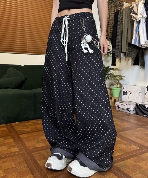 Teem Store(チームストア)の「ドット柄ウエストレースアップワイドデニムパンツ(デニムパンツ・レディース・ブラック・M/S)」の3枚目の写真