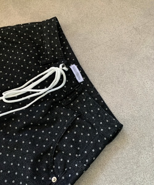Teem Store(チームストア)の「ドット柄ウエストレースアップワイドデニムパンツ(デニムパンツ・レディース・ブラック・M/S)」の8枚目の写真