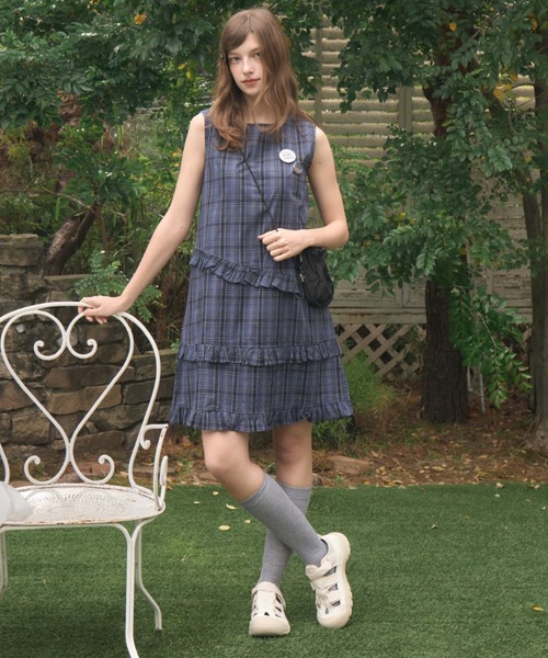 Birthday room（バースデイルーム）の「ドローコードスニーカーサンダル/Drawstring sneaker sandals（サンダル・レディース・ブラック/アイボリー・LARGE/MEDIUM/SMALL）」の12枚目の写真