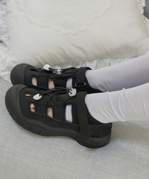 Birthday room（バースデイルーム）の「ドローコードスニーカーサンダル/Drawstring sneaker sandals（サンダル・レディース・ブラック/アイボリー・LARGE/MEDIUM/SMALL）」の7枚目の写真
