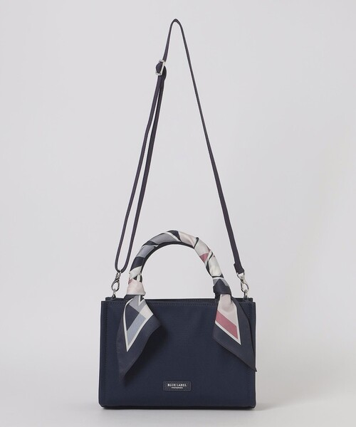 BLUE LABEL CRESTBRIDGE(ブルーレーベルクレストブリッジ)の「スカーフスクエアミニトート(ショルダーバッグ・レディース・ブラック/ネイビー・FREE)」の7枚目の写真