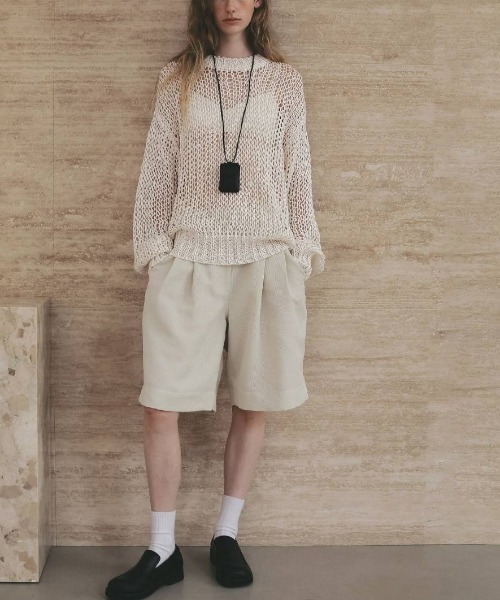 anuke（アンヌーク）の「Tuck Half Pants 62610716（その他パンツ・メンズ・オフホワイト/ネイビー・38/36）」の4枚目の写真