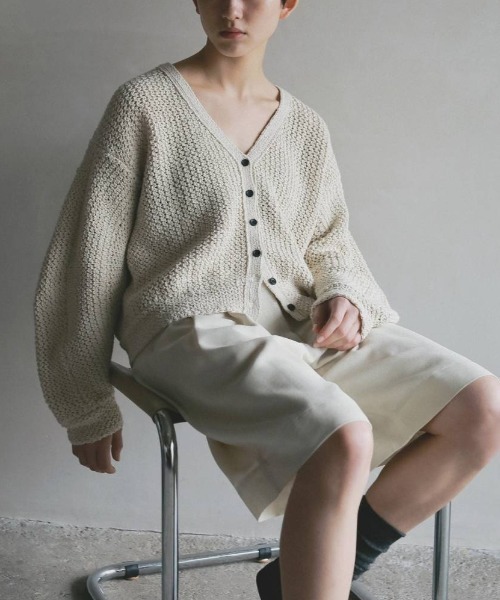 anuke（アンヌーク）の「Tuck Half Pants 62610716（その他パンツ・メンズ・オフホワイト/ネイビー・38/36）」の14枚目の写真