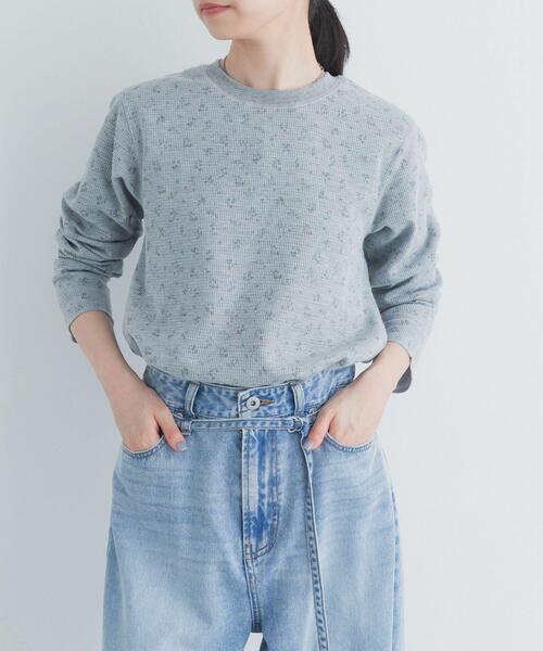 URBAN RESEARCH DOORS（アーバンリサーチドアーズ）の「『スタッフ企画』小花柄サーマルロングTシャツ（Tシャツ/カットソー・レディース・グレー/オフホワイト・FREE）」の14枚目の写真