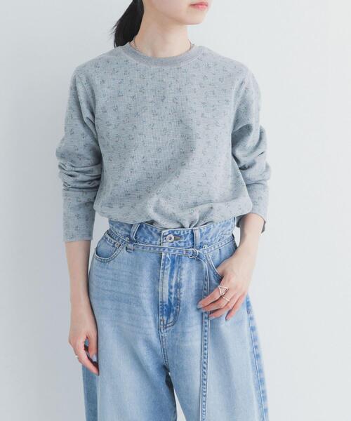 URBAN RESEARCH DOORS（アーバンリサーチドアーズ）の「『スタッフ企画』小花柄サーマルロングTシャツ（Tシャツ/カットソー・レディース・グレー/オフホワイト・FREE）」の15枚目の写真
