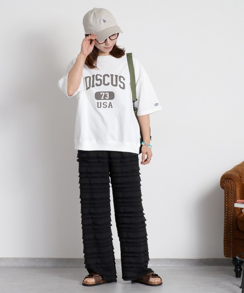 DISCUS ATHLETIC(ディスカス アスレチック)の「【DISCUS ATHLETIC】DISCUSカレッジロゴ / ルーズシルエット ショートスリーブTee(Tシャツ/カットソー・レディース・ブルー/オフホワイト/レッド・M)」の8枚目の写真