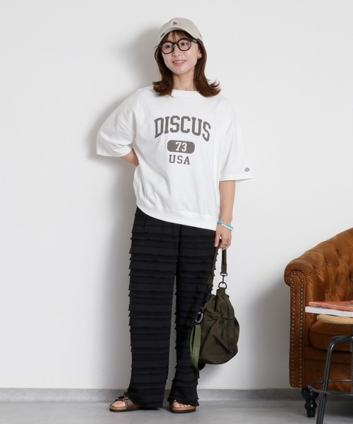 DISCUS ATHLETIC(ディスカス アスレチック)の「【DISCUS ATHLETIC】DISCUSカレッジロゴ / ルーズシルエット ショートスリーブTee(Tシャツ/カットソー・レディース・ブルー/オフホワイト/レッド・M)」の9枚目の写真