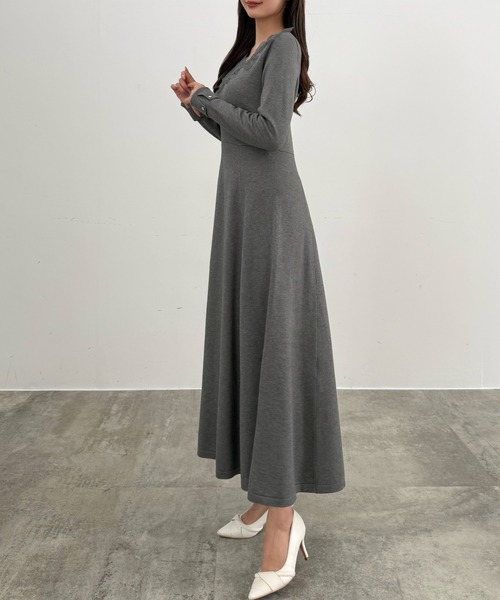 CENEA(セネア)の「レースモチーフフレアニットワンピース(ワンピース・レディース・チャコール/ブラック/モカ・MEDIUM/LARGE)」の13枚目の写真
