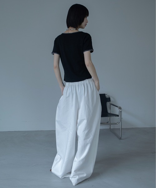 VACANCY(ヴァカンシー)の「ウェーブステッチ配色シンプルTシャツ(Tシャツ/カットソー・レディース・ホワイト/ブラック/グリーン・FREE)」の8枚目の写真