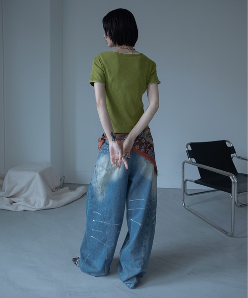 VACANCY(ヴァカンシー)の「ウェーブステッチ配色シンプルTシャツ(Tシャツ/カットソー・レディース・ホワイト/ブラック/グリーン・FREE)」の10枚目の写真