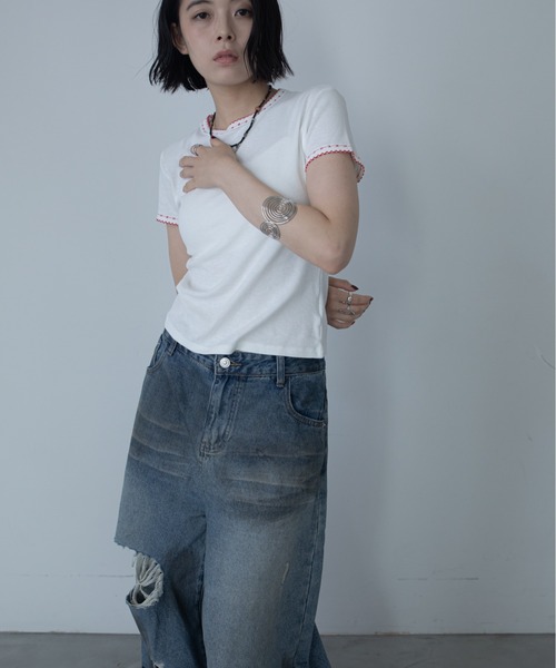 VACANCY(ヴァカンシー)の「ウェーブステッチ配色シンプルTシャツ(Tシャツ/カットソー・レディース・ホワイト/ブラック/グリーン・FREE)」の18枚目の写真