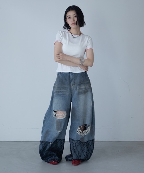 VACANCY(ヴァカンシー)の「ウェーブステッチ配色シンプルTシャツ(Tシャツ/カットソー・レディース・ホワイト/ブラック/グリーン・FREE)」の19枚目の写真