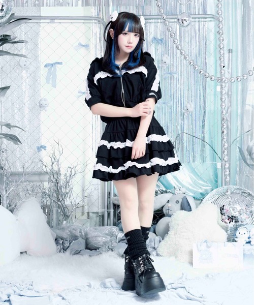 Whinny(ホワイニー)の「Whinny/【Whinny×やさうさちゃん】ロマンチストやさうさちゃんスカート(スカート・レディース・グレー/ホワイト/ブラック・FREE)」の12枚目の写真