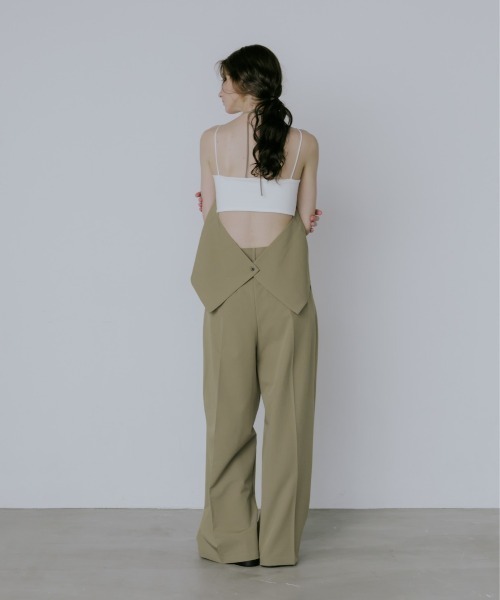 lit(リット)の「Halter Neck Tops(シャツ/ブラウス・レディース・ベージュ/ブラック・FREE)」の9枚目の写真