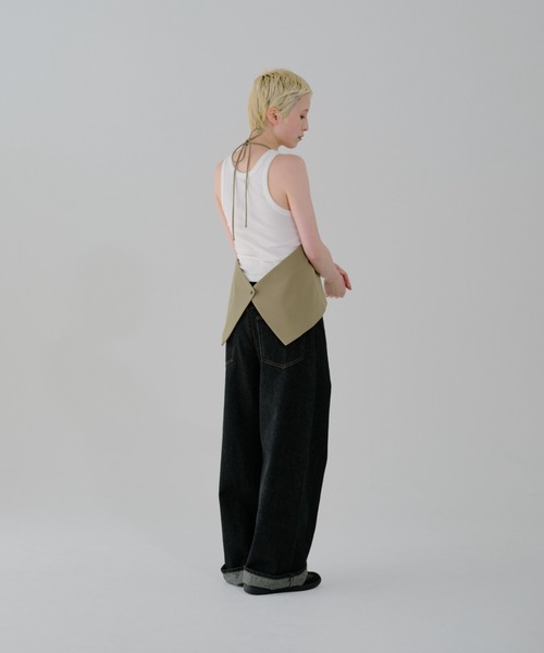 lit(リット)の「Halter Neck Tops(シャツ/ブラウス・レディース・ベージュ/ブラック・FREE)」の17枚目の写真