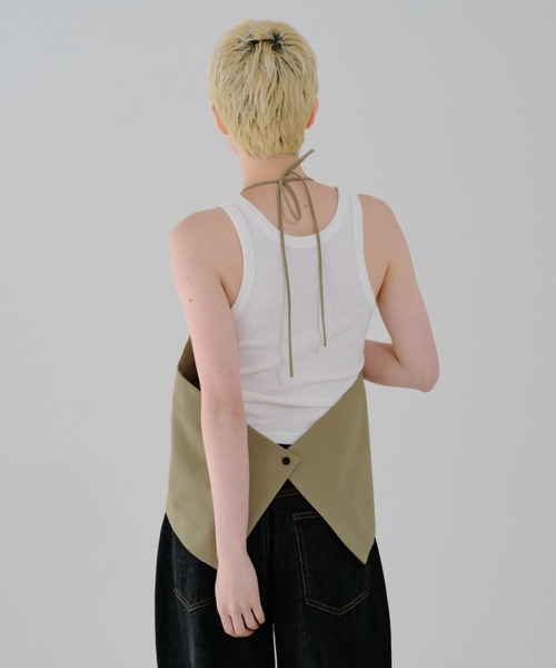 lit(リット)の「Halter Neck Tops(シャツ/ブラウス・レディース・ベージュ/ブラック・FREE)」の14枚目の写真