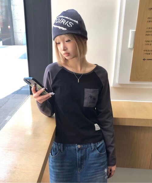 COIRIS（コイリス）の「レイシナグラン配色長袖Tシャツ（2カラー）（Tシャツ/カットソー・レディース・ダークグレー/ブラック・FREE）」の14枚目の写真