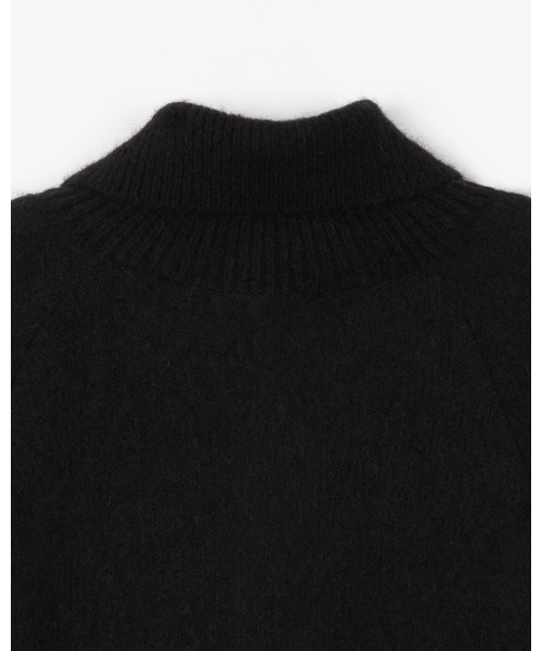 THEENDQUESTION(ジエンドクエスチョン)の「Kid mohair button turtle knit top / BLACK(ニット/セーター・レディース・その他・FREE)」の5枚目の写真