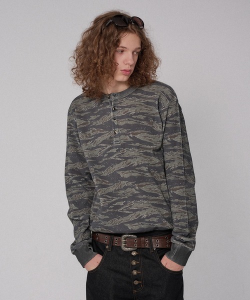 WISH FOR EVER（ウィッシュフォーエバー）の「ASSORT DRAW CODE HENRY NECK THERMAL LONG SLEEVE / アソートドローコードヘンリーネックサーマルロングスリーブ（Tシャツ/カットソー・メンズ・グリーン系その他/ブラック/グリーン/グレー/リアルツリーカモ/ピンク・SMALL/MEDIUM/LARGE）」の5枚目の写真