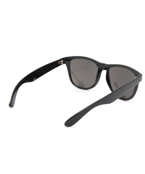 WHO'S WHO gallery（フーズフーギャラリー）の「ミラーグラス（サングラス・メンズ・ブラック/ホワイト・FREE）」の5枚目の写真