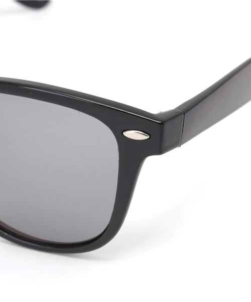 WHO'S WHO gallery（フーズフーギャラリー）の「ミラーグラス（サングラス・メンズ・ブラック/ホワイト・FREE）」の6枚目の写真