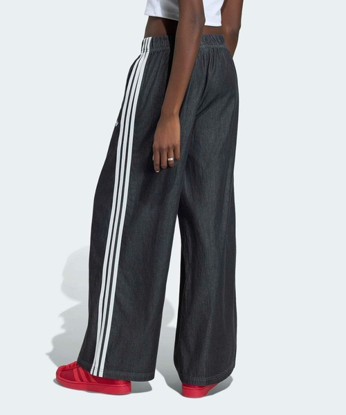 adidas(アディダス)の「アディダス オリジナルス サマーグロー デニム ワイド レッグ パンツ / アディダスオリジナルス adidas Originals(その他パンツ・レディース・ブラック・XX-LARGE/3XL/LARGE/MEDIUM/SMALL/X-LARGE/X-SMALL)」の2枚目の写真