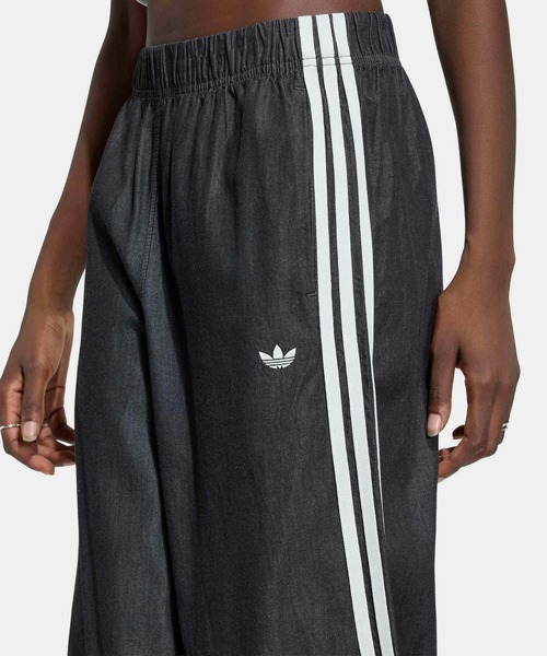 adidas(アディダス)の「アディダス オリジナルス サマーグロー デニム ワイド レッグ パンツ / アディダスオリジナルス adidas Originals(その他パンツ・レディース・ブラック・XX-LARGE/3XL/LARGE/MEDIUM/SMALL/X-LARGE/X-SMALL)」の3枚目の写真