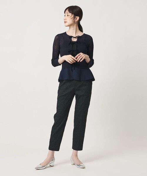 UNITED ARROWS(ユナイテッドアローズ)の「フクレ ジャガード スリムパンツ ‐ストレッチ ウォッシャブル‐(スラックス・レディース・ホワイト/ブラック/ネイビー・38/40/36)」の5枚目の写真