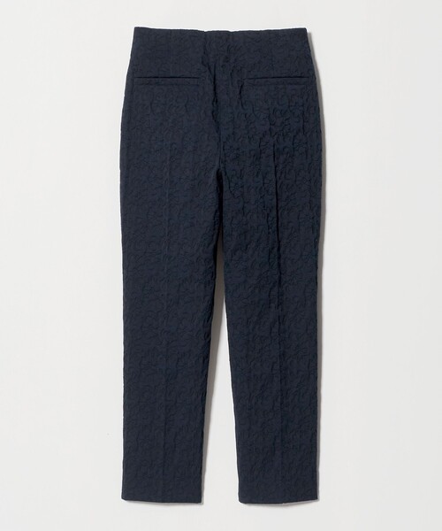 UNITED ARROWS(ユナイテッドアローズ)の「フクレ ジャガード スリムパンツ ‐ストレッチ ウォッシャブル‐(スラックス・レディース・ホワイト/ブラック/ネイビー・38/40/36)」の14枚目の写真