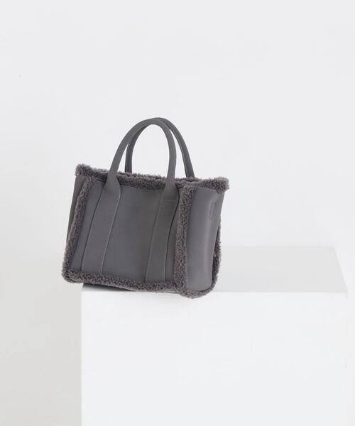 NATURAL BEAUTY BASIC(ナチュラルビューティーベーシック)の「テディベアートート(トートバッグ・レディース・キャメル/グレー/オフホワイト・-)」の3枚目の写真