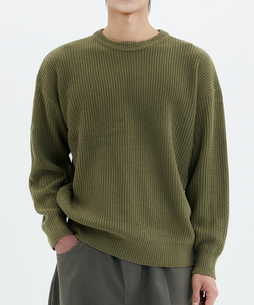 cash&barba オリーブグリーン ニットセーター サイズ3 セール】セミクロップニットラウンドネックプルオーバーオリーブ