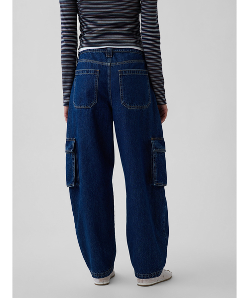 GAP(ギャップ)の「ハイライズ バレル カーゴデニム(デニムパンツ・レディース・インディゴブルー・30/29/28/27/26/25/24/23)」の4枚目の写真