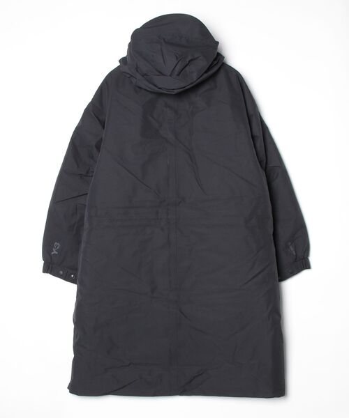 Y-3(ワイスリー)の「Y-3 GTX PADDED HOODED COAT(ダウンジャケット/コート・メンズ・ブラック・MEDIUM/LARGE/X-LARGE/X-SMALL/SMALL)」の2枚目の写真