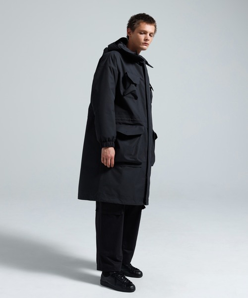Y-3(ワイスリー)の「Y-3 GTX PADDED HOODED COAT(ダウンジャケット/コート・メンズ・ブラック・MEDIUM/LARGE/X-LARGE/X-SMALL/SMALL)」の4枚目の写真