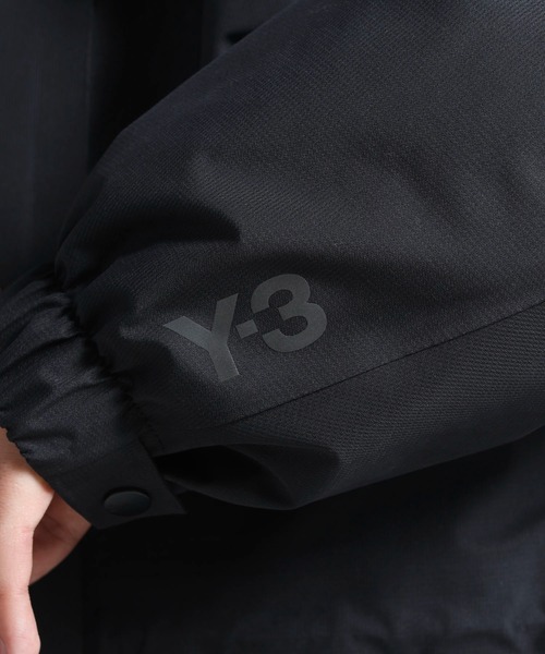 Y-3(ワイスリー)の「Y-3 GTX PADDED HOODED COAT(ダウンジャケット/コート・メンズ・ブラック・MEDIUM/LARGE/X-LARGE/X-SMALL/SMALL)」の8枚目の写真