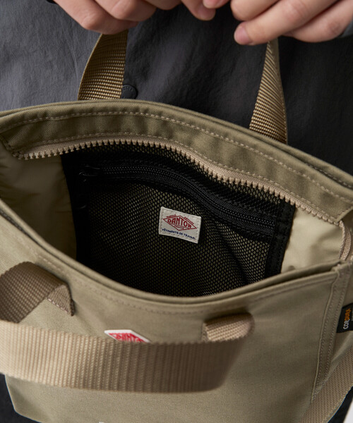 DANTON(ダントン)の「PONT NEUF - CORDURA® Canvas 2-Way Tote Bag(バックパック/リュック・レディース・グレイッシュベージュ/ダークグレー/ダークブラウン/オレンジ系その他/ブラック/ブルー系その他・-)」の11枚目の写真