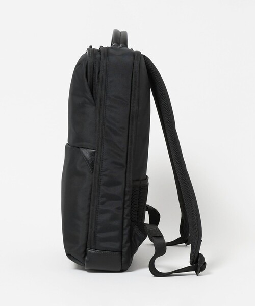 green label relaxing(グリーンレーベルリラクシング)の「GLR エコペット 900 OX ビジネス バックパック(バックパック/リュック・メンズ・ブラック・FREE)」の2枚目の写真