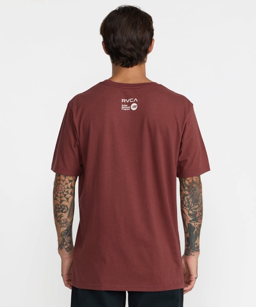 RVCA(ルーカ)の「RVCA メンズ SLEEPY SKELETON SS Tシャツ 【2026年秋冬モデル】/ルーカ半袖T(Tシャツ/カットソー・メンズ・ブラック系その他/バーガンディー・MEDIUM/LARGE/X-LARGE)」の9枚目の写真