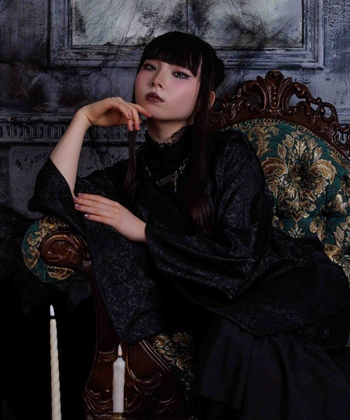 NIBBLE POISON(ニブルポイズン)の「キモノデザインレイヤードBL(シャツ/ブラウス・レディース・ワイン/ブラック・MEDIUM)」の2枚目の写真