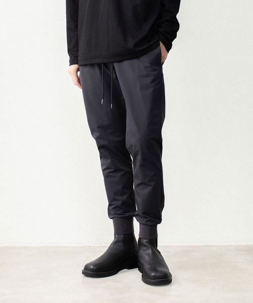 ATTACHMENT（アタッチメント）の「【LIMITED】ソロテックス ライト ダブルクロス ジョガーパンツ / SOLOTEX LIGHT DOUBLE CLOTH JOGGER PANTS（スウェットパンツ・メンズ・ダークグレー/ブラック・1/2/4/3）」の4枚目の写真
