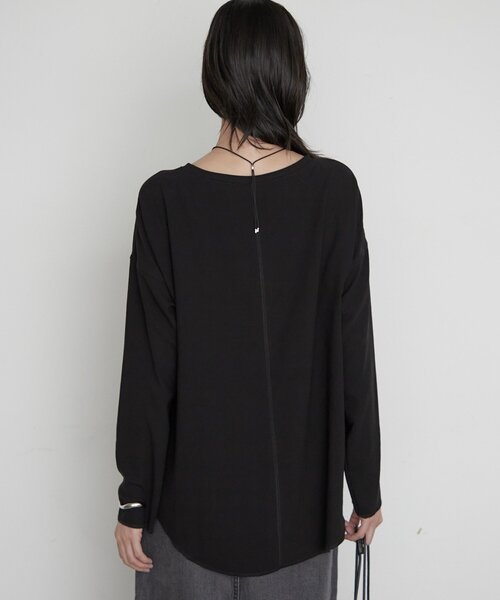 LOUNGEDRESS(ラウンジドレス)の「《万能トップス》【JAPAN MADE】ストレッチジョーゼットプルオーバー 秋服(シャツ/ブラウス・レディース・グレー/オフホワイト/ブラック・FREE)」の5枚目の写真