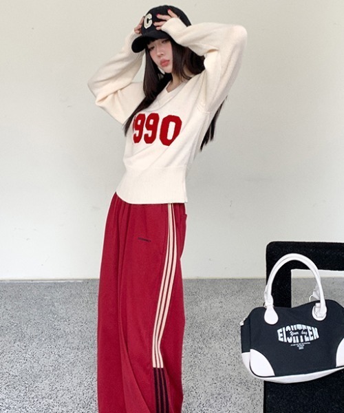 Aelina(エリナ)の「Vネックニットセーター(ニット/セーター・レディース・ベージュ・FREE)」の16枚目の写真
