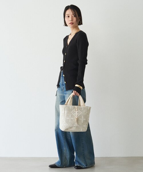 russet(ラシット)の「【Souffle TOTE】モノグラムツイード2WAYトートバッグ(トートバッグ・レディース・アイボリー/ネイビー・FREE)」の3枚目の写真