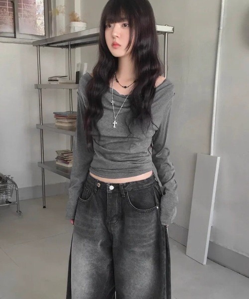 Teem Store(チームストア)の「オフショルダードレープトップス 長袖(Tシャツ/カットソー・レディース・グレー・M)」の17枚目の写真