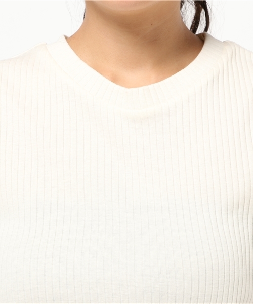 J'studio(ジェイストゥディオ)の「トタンテレコノースリカットソー(Tシャツ/カットソー・レディース・レッド/グリーン/グレー/オフホワイト/ブラック/イエロー/ネイビー・9号)」の14枚目の写真