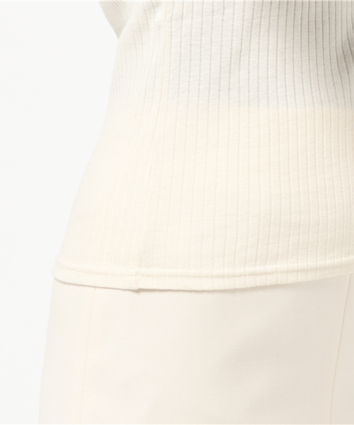 J'studio(ジェイストゥディオ)の「トタンテレコノースリカットソー(Tシャツ/カットソー・レディース・レッド/グリーン/グレー/オフホワイト/ブラック/イエロー/ネイビー・9号)」の9枚目の写真