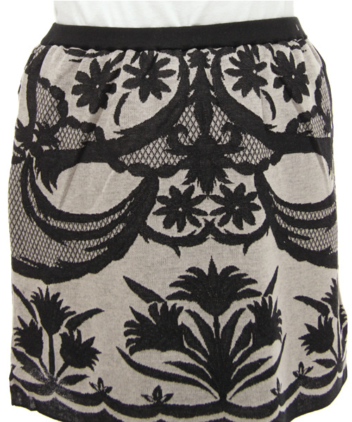 ESTNATION(エストネーション)の「ESTNATION bis フラワージャガードニットスカート(スカート・レディース・ブラック/ブルー/ライトピンク・フリー)」の8枚目の写真